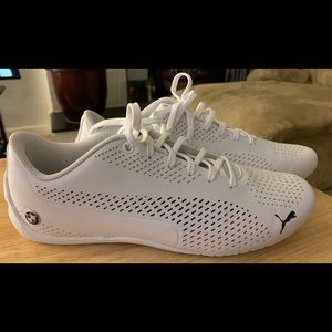 Men’s Puma sneakers